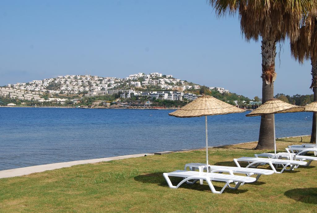 Club Blue White All Inclusive Turgutreis Εξωτερικό φωτογραφία