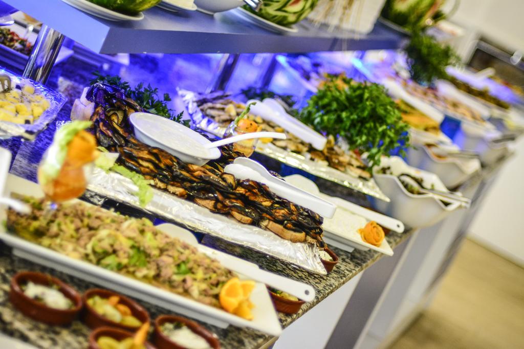 Club Blue White All Inclusive Turgutreis Εξωτερικό φωτογραφία