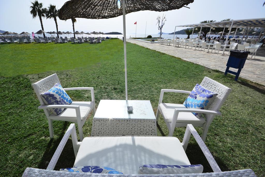 Club Blue White All Inclusive Turgutreis Εξωτερικό φωτογραφία